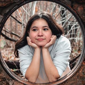 Meet your Posher, Dalia